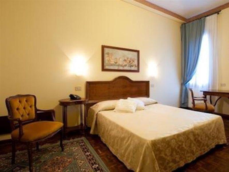 Hotel Florida Venetië Buitenkant foto