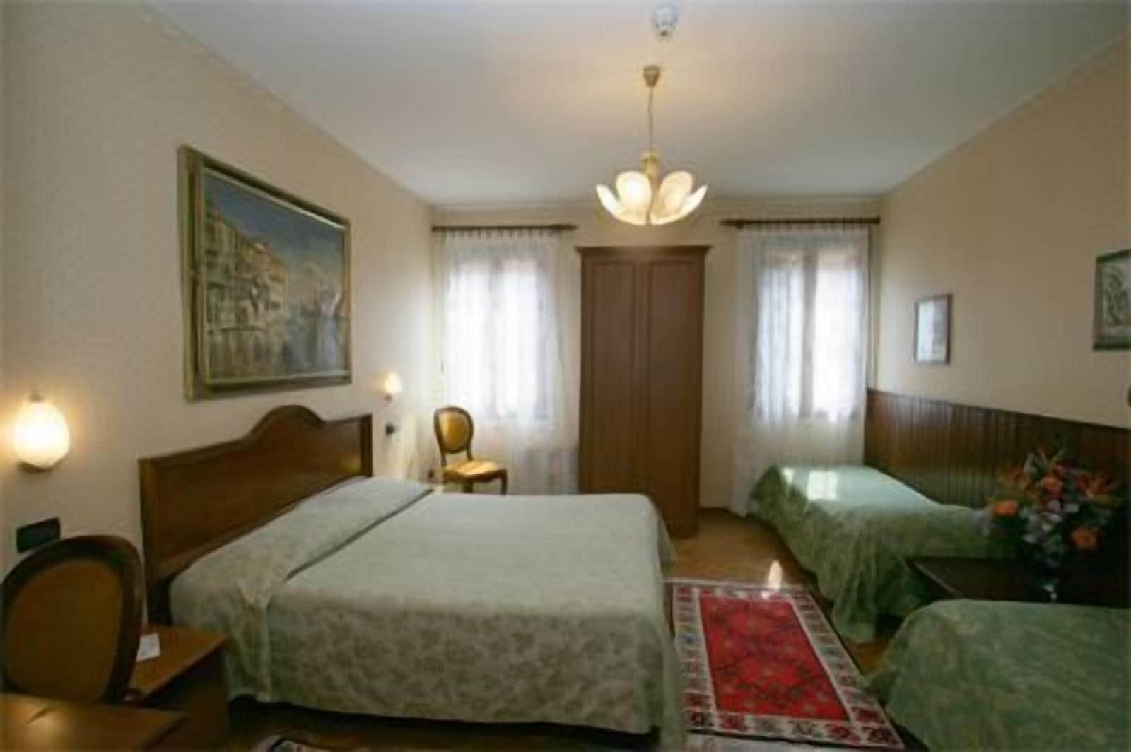 Hotel Florida Venetië Buitenkant foto